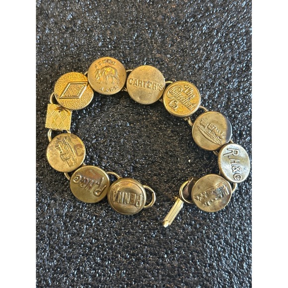 Vintage Button Charm Bracelet Advertising Ephemera Jumbo Make RH&Co Penna Carter - Picture 1 of 8